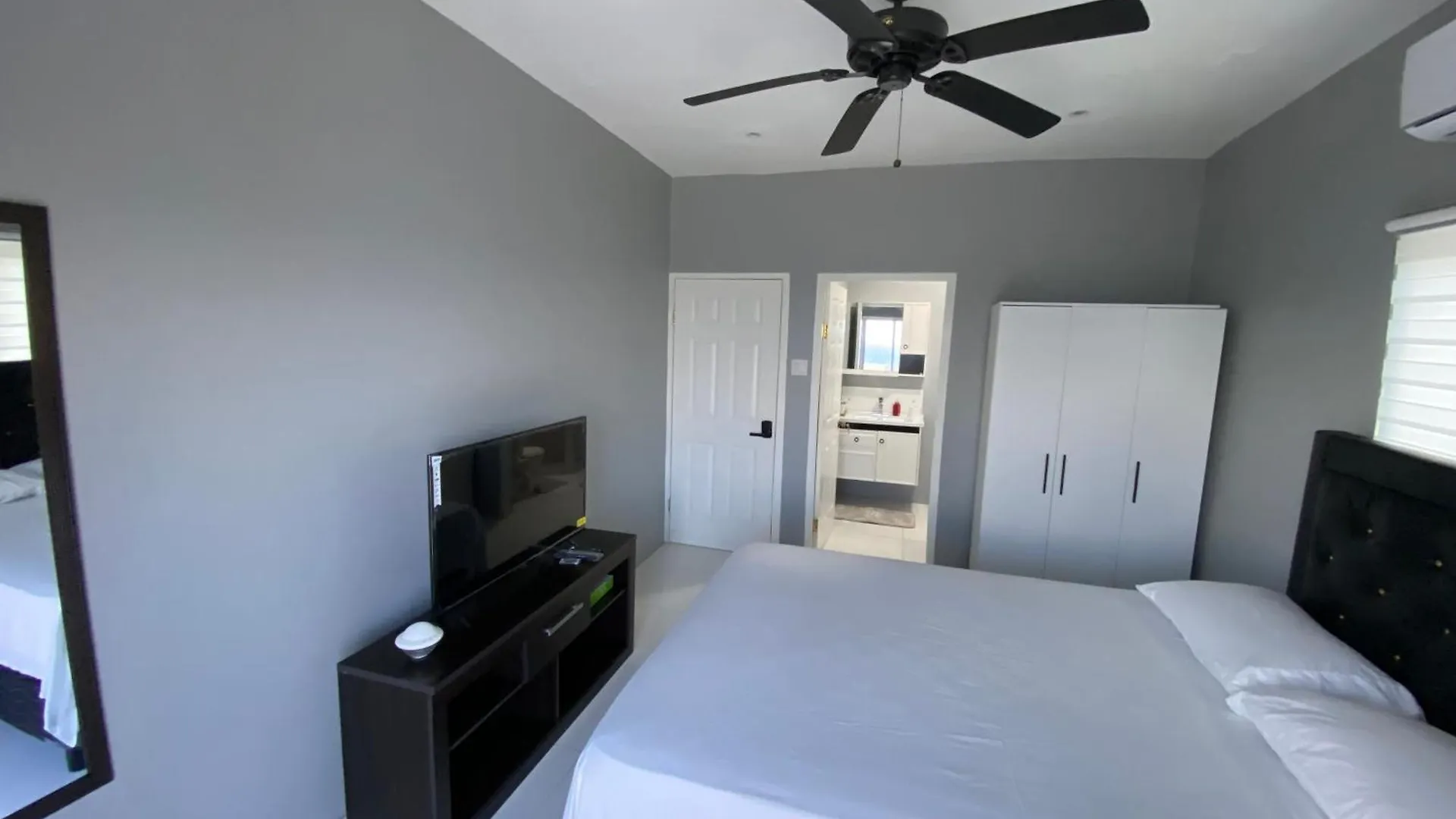 Chrewans Enterprise Ltd Bed & Breakfast Montego Bay